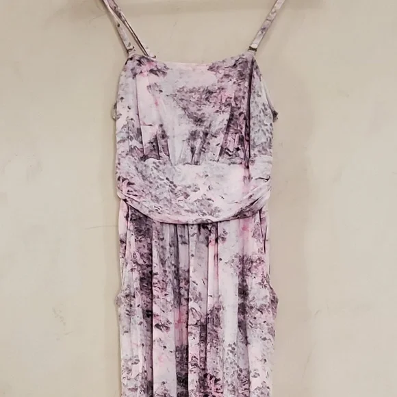 silver knee length dresses Summer Mother of the Bride Dresses Short Women's A-Line/Princess Scoop Neck Knee-Length Wedding Guest Gowns with Appliques main image 0